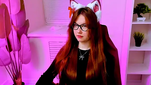 CarolGiggly webcam