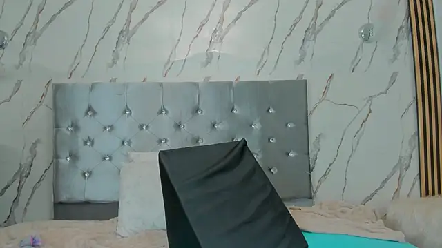 vanessa_saquirt webcam