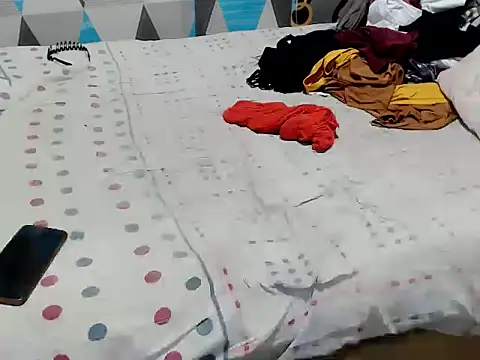 Trish_CurveCock webcam