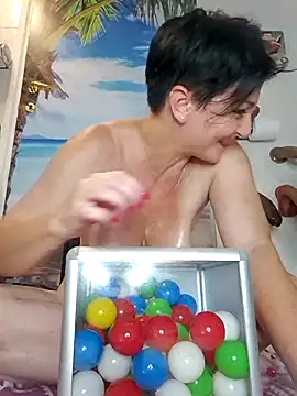 lucillabollente - Lucillabollente's free webcam - UK Sex Cams