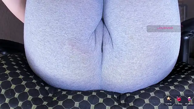 Cameltoe_squirt_inPants webcam