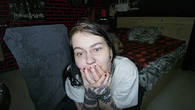 MessalinaOfficial webcam