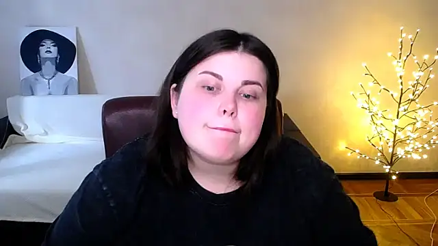 Emily_Mo webcam
