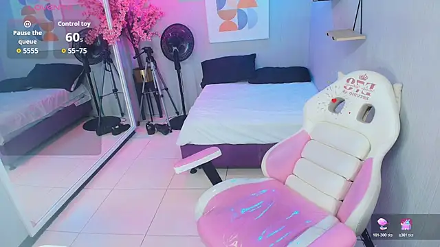 Maggy_t18 webcam