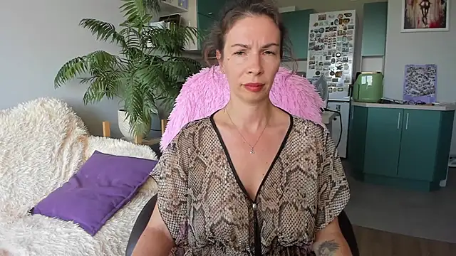 ChristinaGlory webcam