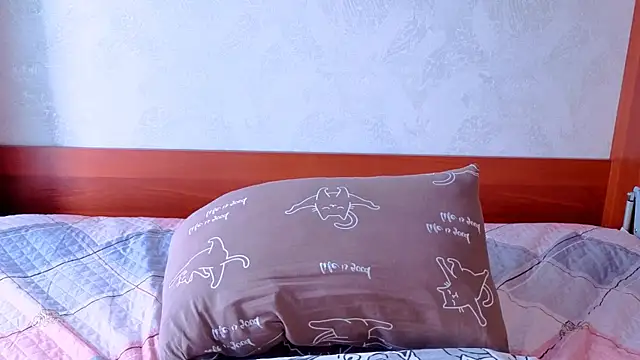 AikooYamada live cam on StripChat