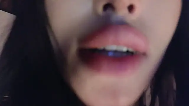 Ella_lee15 webcam
