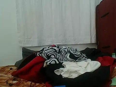 Nasty_petitee webcam