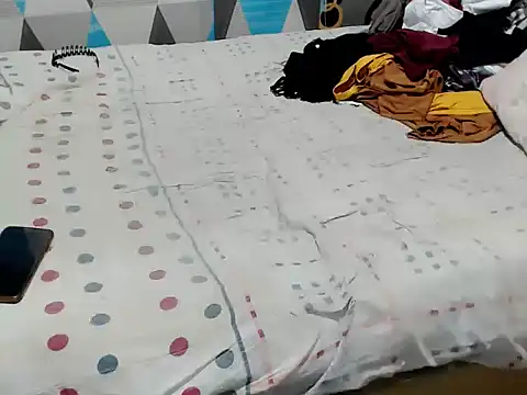 Trish_CurveCock webcam