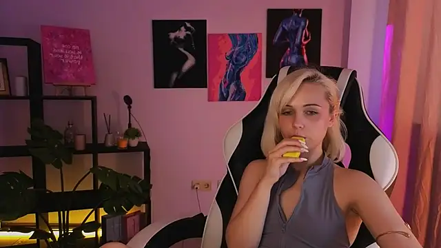 ElenaMonroe webcam