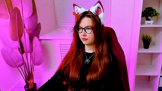 CarolGiggly webcam