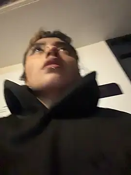 baby_akuma webcam
