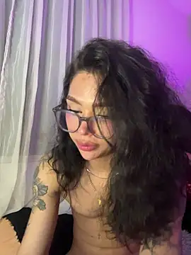 Vyna - Trans webcam sex chat