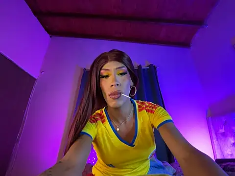naugth_channel_ts's live room