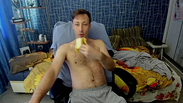 CuteBoy228 webcam