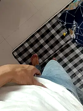 Rocky-badboy_cum4me webcam
