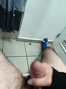 TheLuXiX2234 webcam