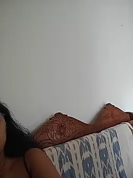 NakedMILFx webcam