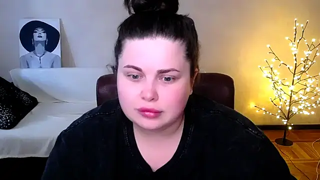 Emily_Mo webcam