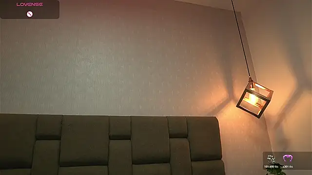 julieth_rojas (F young) - this pussy need all your milk