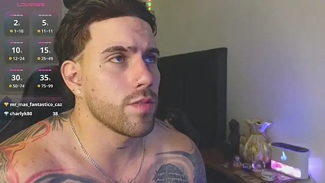 Ades_Lowe webcam