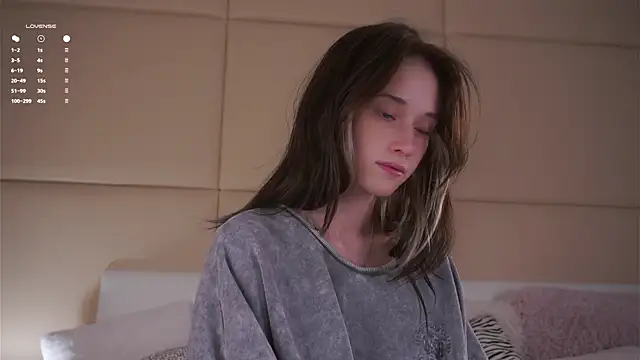 EdlinHargus live cam on StripChat