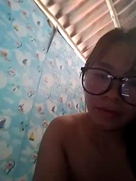 Biva11 live cam on StripChat
