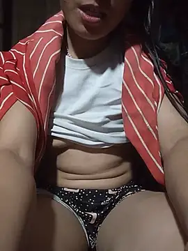 Heryy_xx live cam on StripChat
