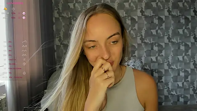 A_delina webcam