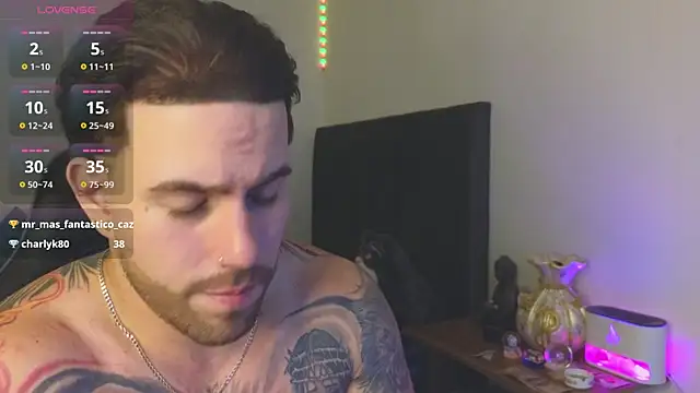 Ades_Lowe webcam