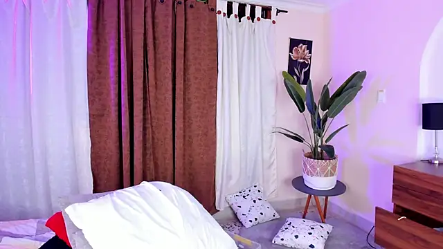 ViolettGomez_93 webcam