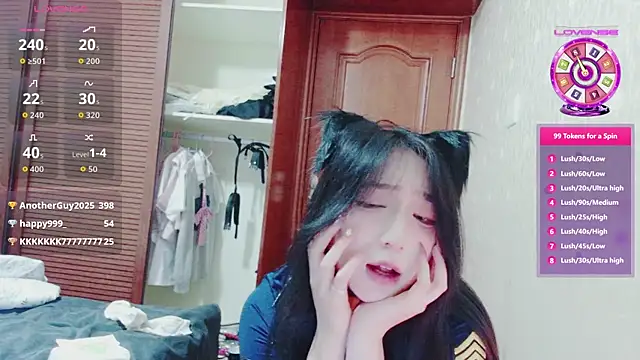 qiao-520 live cam on StripChat
