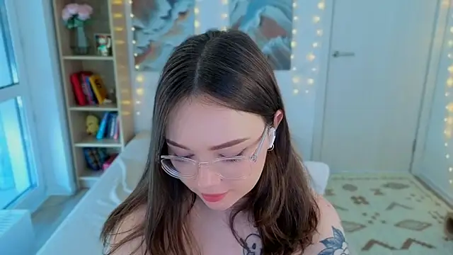 MilenaSaint webcam