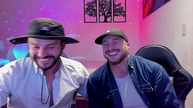 AlexJaz11 live cam on StripChat