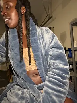 thechocolatepeach webcam