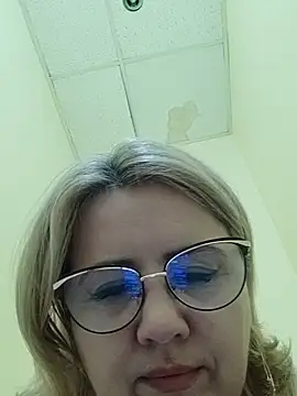 LustyyX webcam