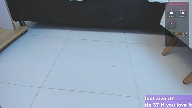 CloePerson webcam