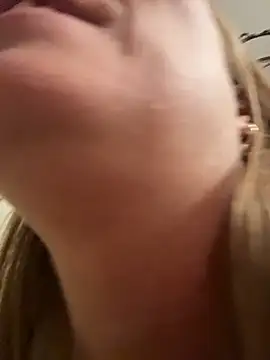 prettyprofessorpeach webcam