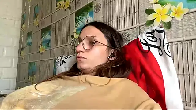 SparkleJebb live cam on StripChat