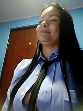 monserrat_ethan - MONSERRAT_ETHAN's free webcam - UK Sex Cams