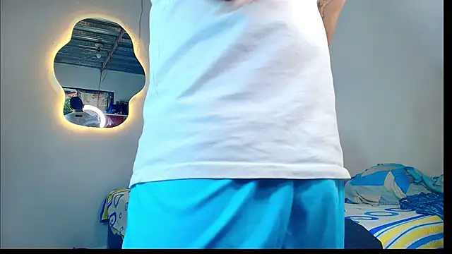 ihan_hot webcam