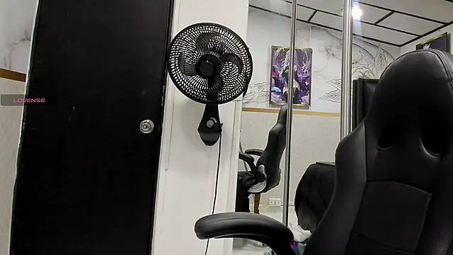 valerie__skinny webcam