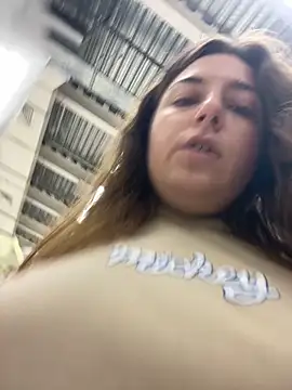 kate_nicepops333221 webcam