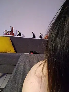 AryaSummersReal webcam