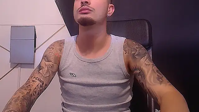 BrandonTate webcam