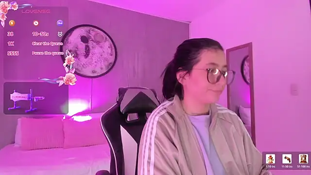 charlottee27_ webcam