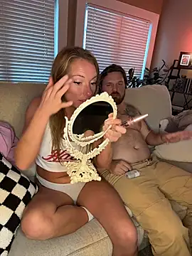 prettyprofessorpeach webcam