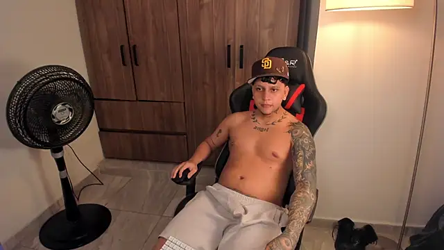 Jake_simons webcam