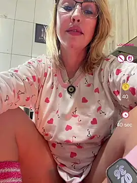RAIRAsexy live cam on StripChat