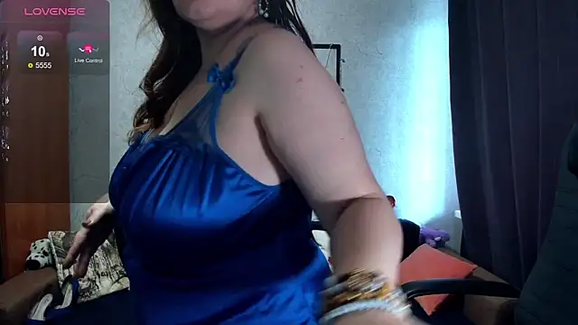 Nikki_March webcam